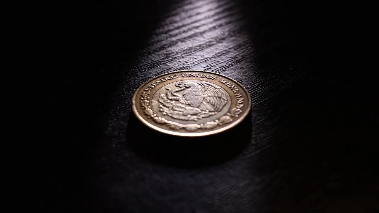 Sådan veksler du billigt til pesos før fodboldrejsen