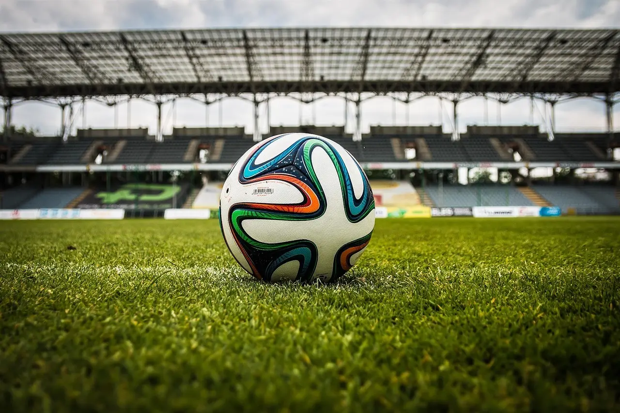 Åbningen på Liga MX 2025: store udesejre, sene afgørelser og VAR-drama i en kompakt første runde