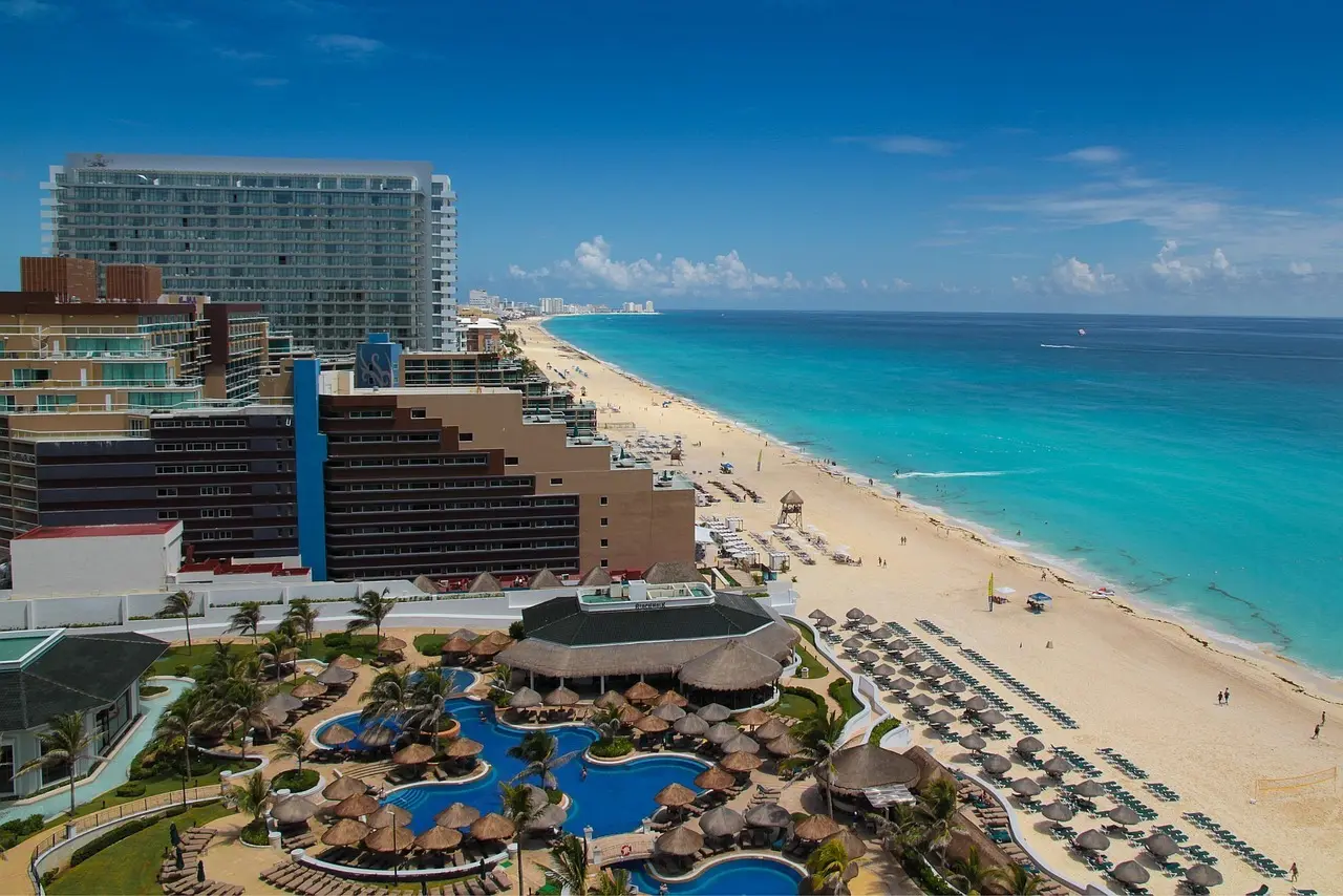 Hvordan er vejret i Cancún i juli måned?